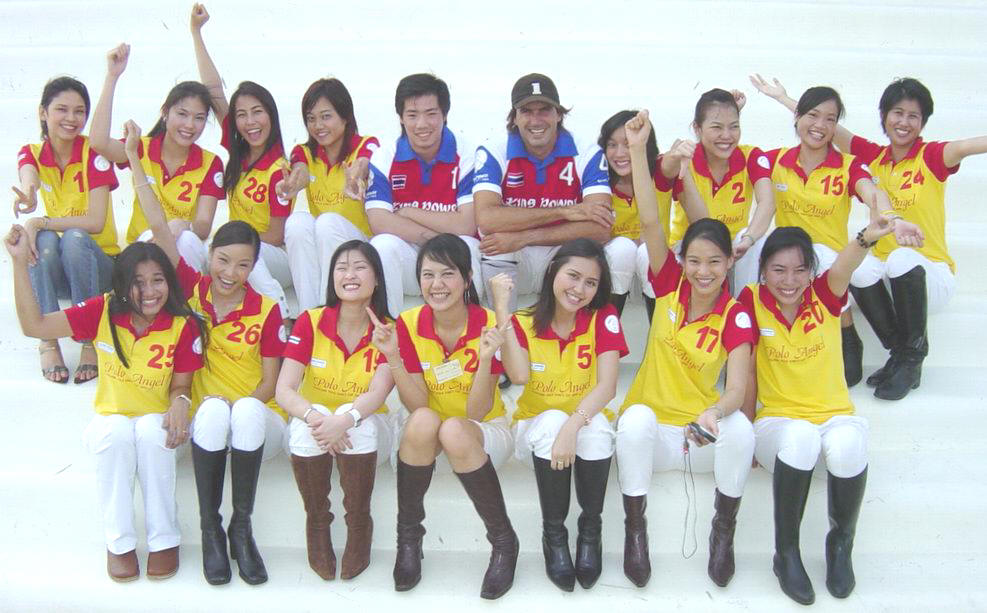 Top and Cambiaso surrounded by polo angels.
