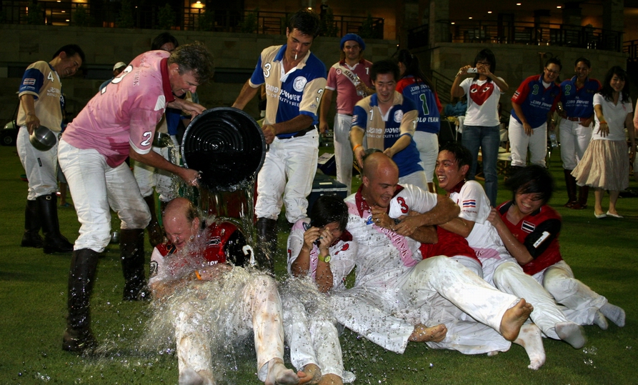 Eric's team wins the Songkran Cup