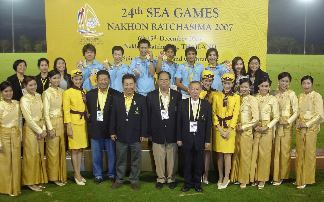 Thai Team -- Bronze Medal (with TPA committee members and the Vice Chairman of the Thailand Olympic Committee Khun Thamanoon Wanglee)