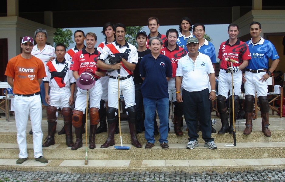Beginners Cup Action with 10 new members at SPP for 2008-9 polo season